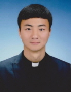 사본 -이해용필립보부주임신부님.jpg